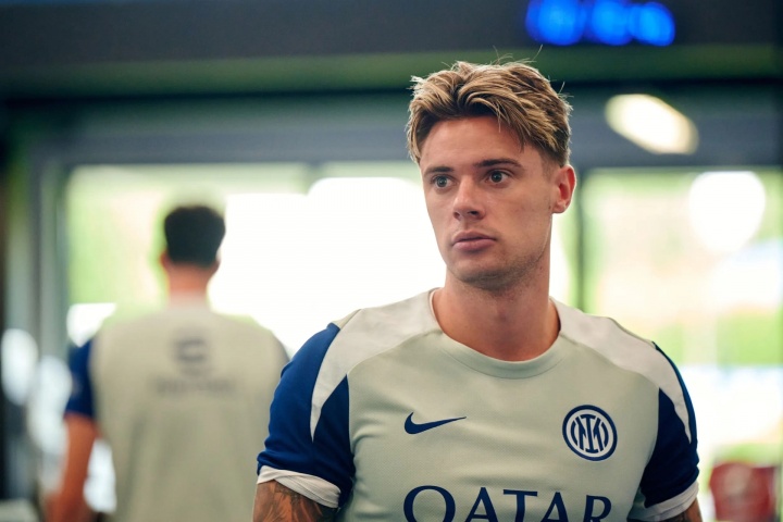 华体会平台入口-官方：国米中场扎莱夫斯基转会亚特兰大，据悉转会费1700万欧