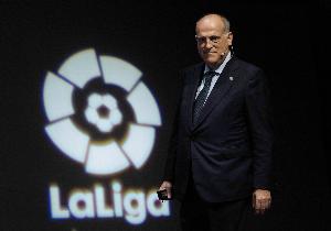 5次违规被投诉！世体：西班牙体育理事会正审议罢免特巴斯的请求